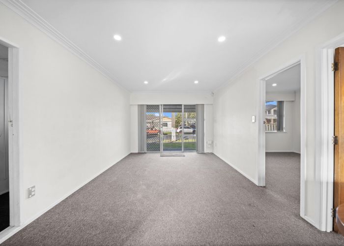  at 5/4 Graeme Avenue, Mangere East, Manukau City, Auckland