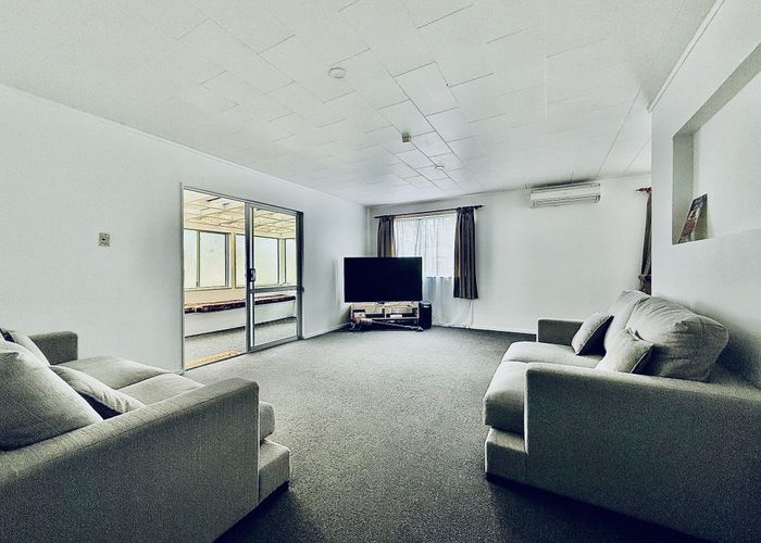  at 10 Putney Place, Ranui, Waitakere City, Auckland