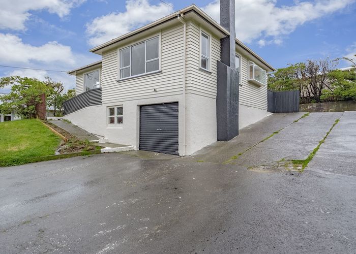  at 1/45 Thornley Street, Titahi Bay, Porirua