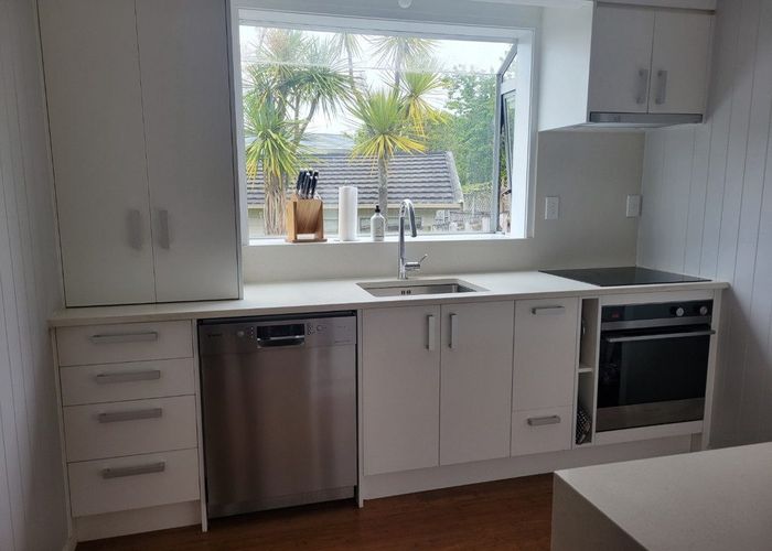  at 9 Tisdall Crescent, Saint Johns, Auckland City, Auckland