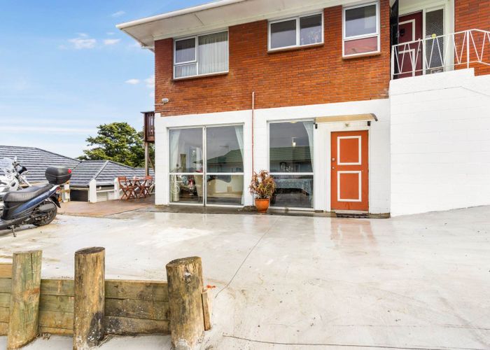  at 42&42A Ellesmere Crescent, Pakuranga Heights, Manukau City, Auckland