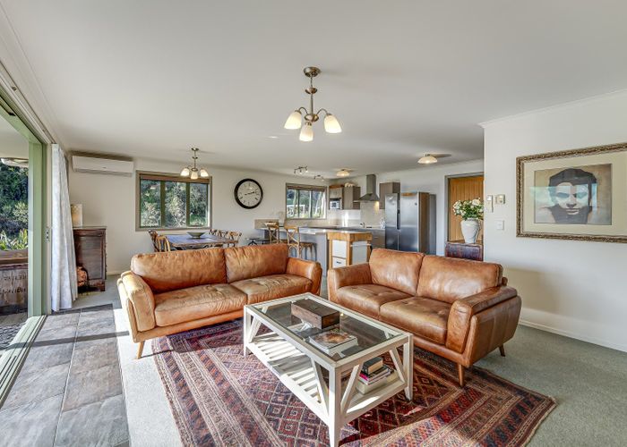  at 19 Pohutukawa Place, Takaka