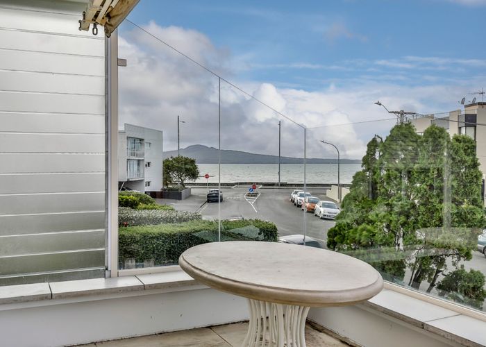  at 15 Kohimarama Road, Kohimarama, Auckland