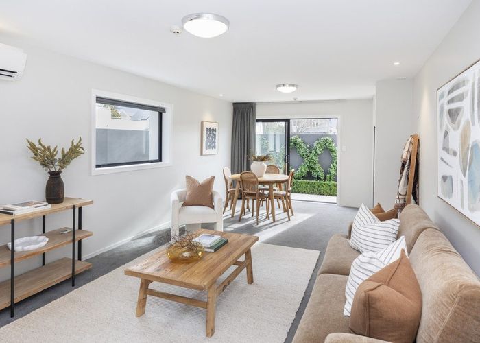  at 1/18 Carlton Mill Road, Merivale, Christchurch City, Canterbury