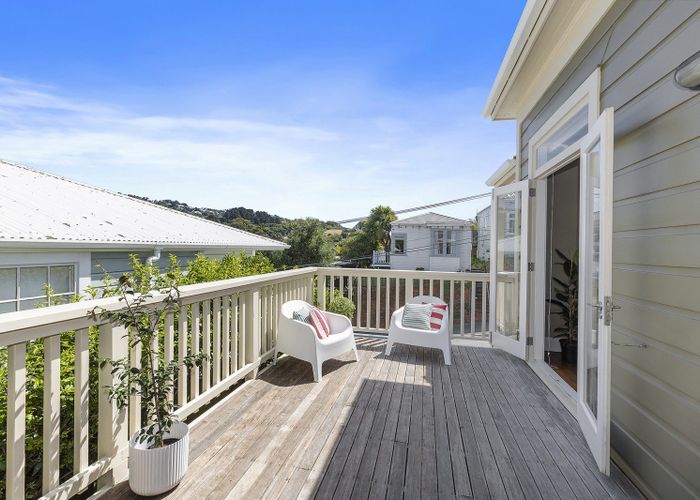  at 4 Dawson Street, Berhampore, Wellington