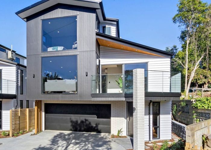  at 12B Frederick Street, Hillsborough, Auckland