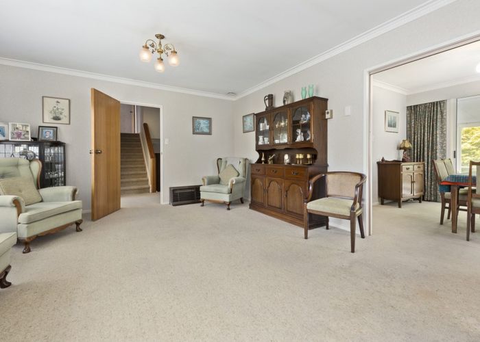  at 3 Dowling Grove, Silverstream, Upper Hutt