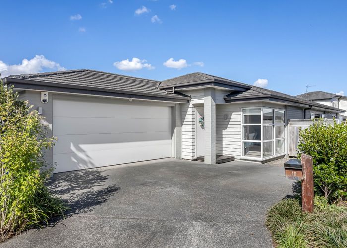  at 10 Reno Way, Flat Bush, Auckland