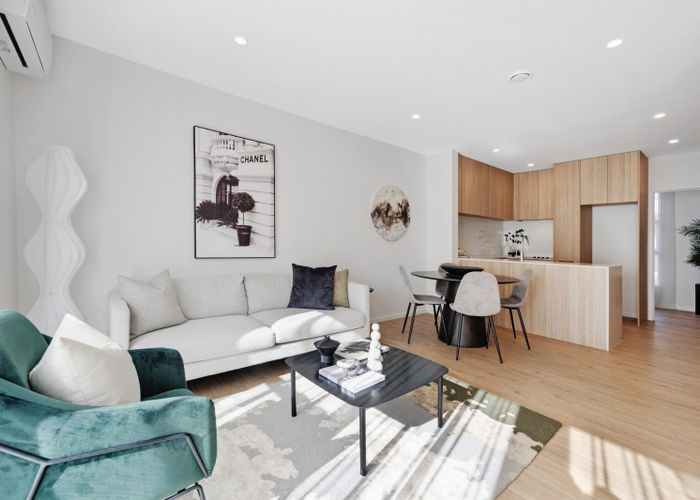  at 15 Fencible Drive, Howick, Manukau City, Auckland