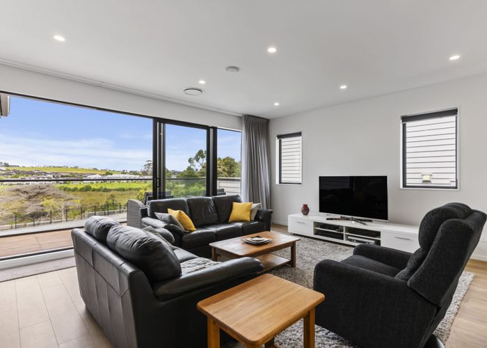  at 146 Arran Point Parade, Orewa, Orewa