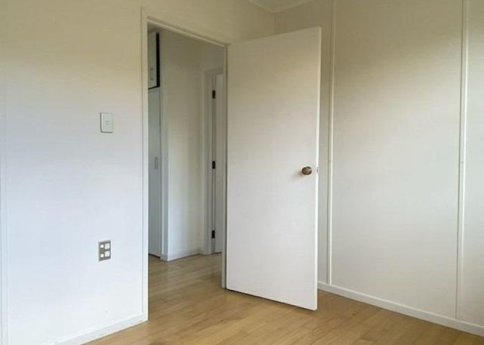  at 85 Pacific Parade, Army Bay, Rodney, Auckland