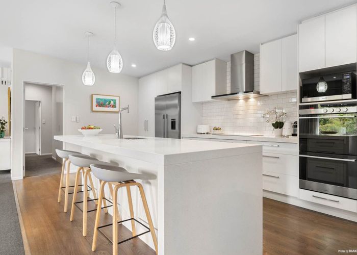  at 34 Montgomery Crescent, Cockle Bay, Auckland