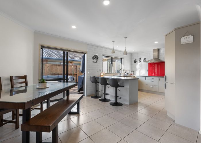  at 6 Thompson Drive, Papamoa Beach, Tauranga, Bay Of Plenty