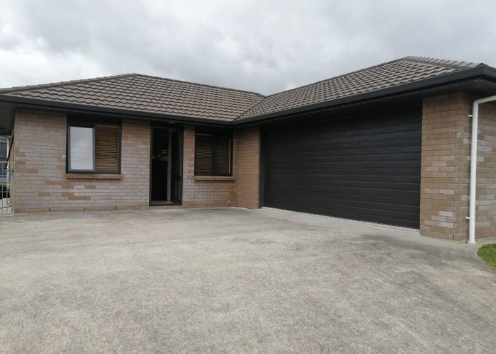  at 10 Diamond Grove, Brown Owl, Upper Hutt