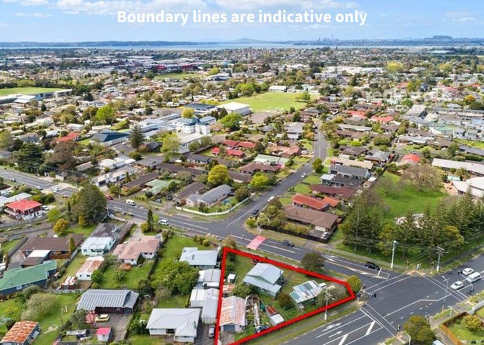  at 2 Rathgar Road, Henderson, Auckland