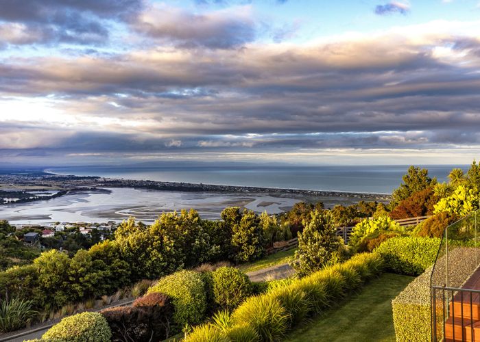  at 5 Peregrine Close, Mount Pleasant, Christchurch City, Canterbury