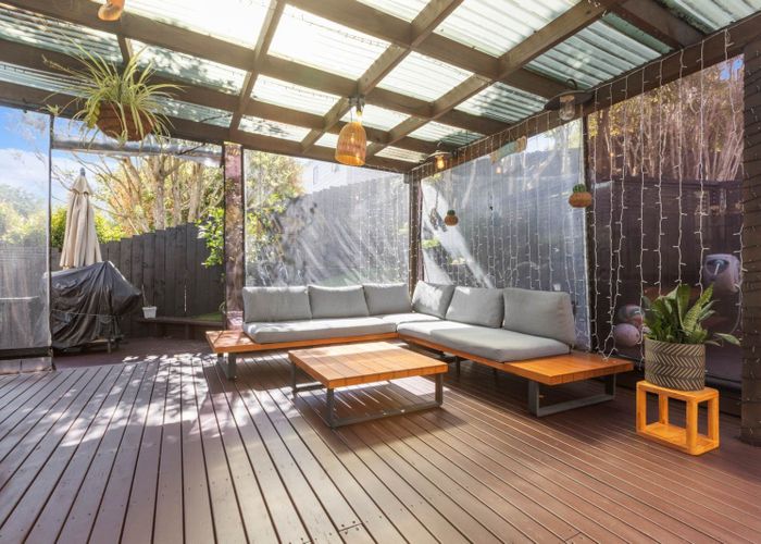  at 15 Belle Verde Drive, Sunnynook, Auckland