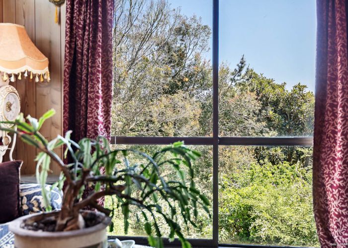  at 83 Captain Scott Road, Glen Eden, Auckland