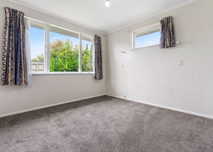  at 536 Glenfield Road, Glenfield, North Shore City, Auckland