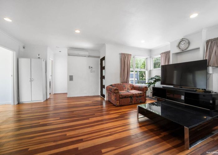  at 160 Glengarry Road, Glen Eden, Waitakere City, Auckland