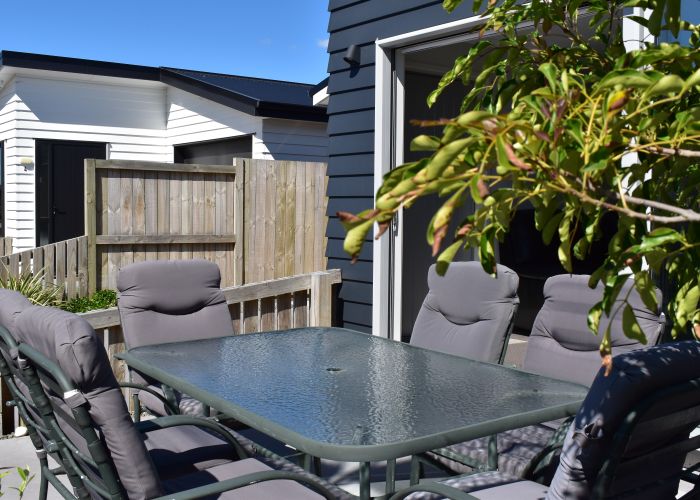  at 2 Pense Place, Papamoa, Papamoa