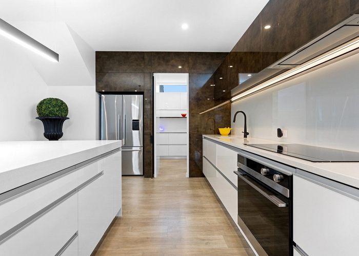  at 2 Snowdon Road, Fendalton, Christchurch City, Canterbury