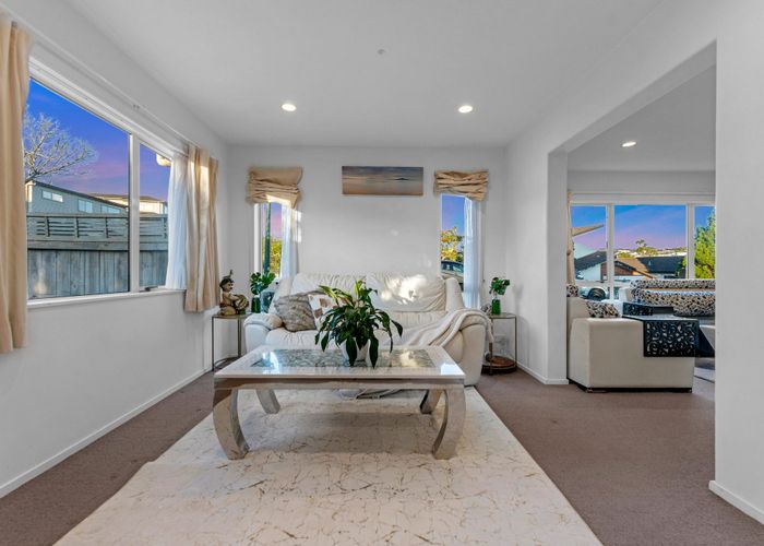  at 31 Amaretto Avenue, Flat Bush, Manukau City, Auckland