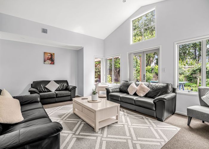  at 92 Riverton Drive, Randwick Park, Manukau City, Auckland