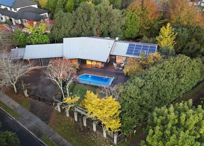  at 28  Wicklam Lane, Greenhithe, North Shore City, Auckland