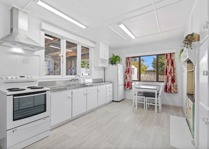  at 8 Cartwright Road, Onerahi, Whangarei, Northland