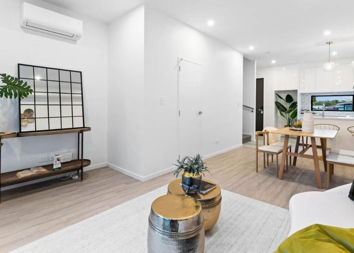  at 17E Tabitha Crescent, Henderson, Auckland