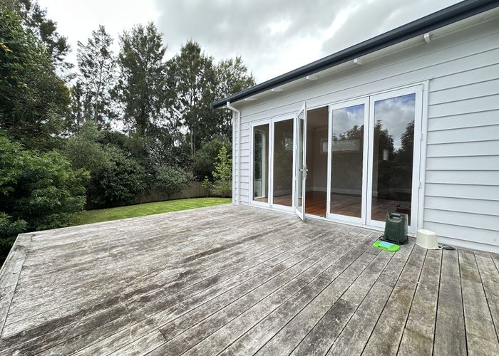  at 3 Levonia Street, Morningside, Auckland