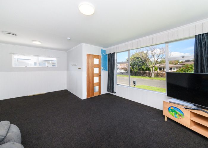  at 89 Wikiriwhi Crescent, Awapuni, Palmerston North