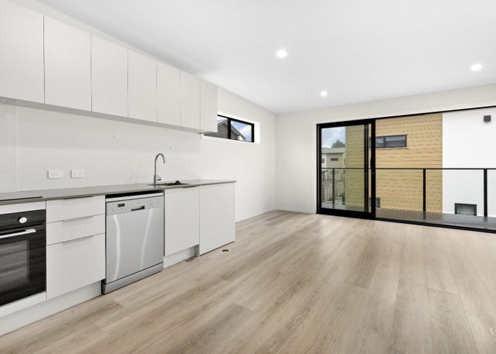  at 15a The Strand, Wainuiomata, Lower Hutt, Wellington