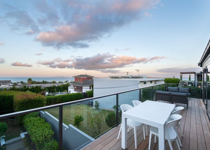  at 67B Castor Bay Road, Castor Bay, North Shore City, Auckland