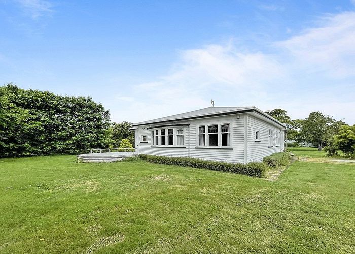  at 42 Ferry Road, Waerengaahika, Gisborne