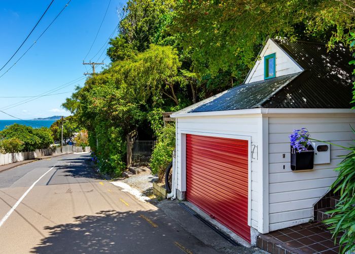  at 21 Ferry Road, Days Bay, Eastbourne, Lower Hutt, Wellington