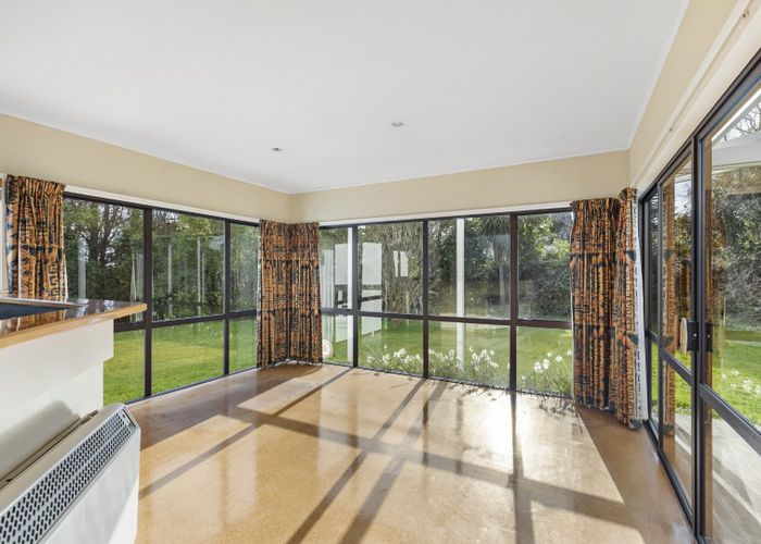  at 106 Atawhai Road, Fitzherbert, Palmerston North