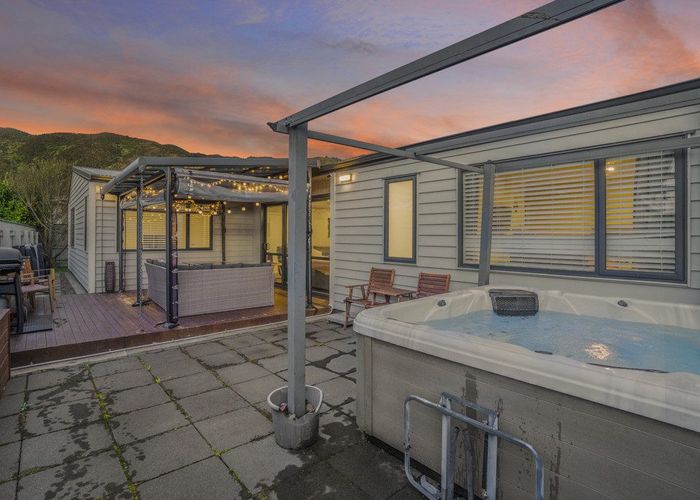  at 31 Fraser Colman Grove, Wainuiomata, Lower Hutt, Wellington