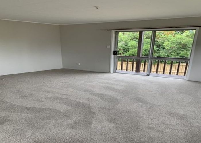  at 2/6 Bundena Place, Clendon Park, Manukau City, Auckland
