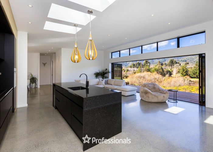  at 49 Mount Marua Drive, Maymorn, Upper Hutt, Wellington