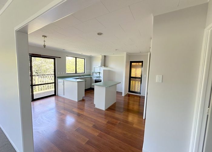  at 11 Fordham Street, Beach Haven, Auckland