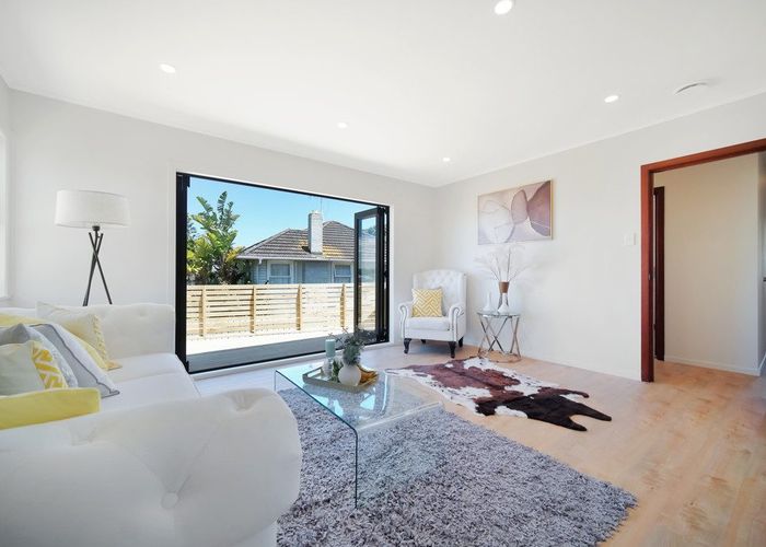  at 24 Halswell Street, Mangere East, Auckland