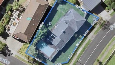  at 2 Fratley Avenue, Farm Cove, Auckland