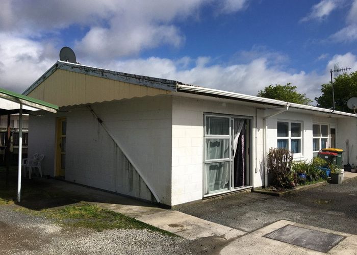  at Glenholme, Rotorua, Bay Of Plenty