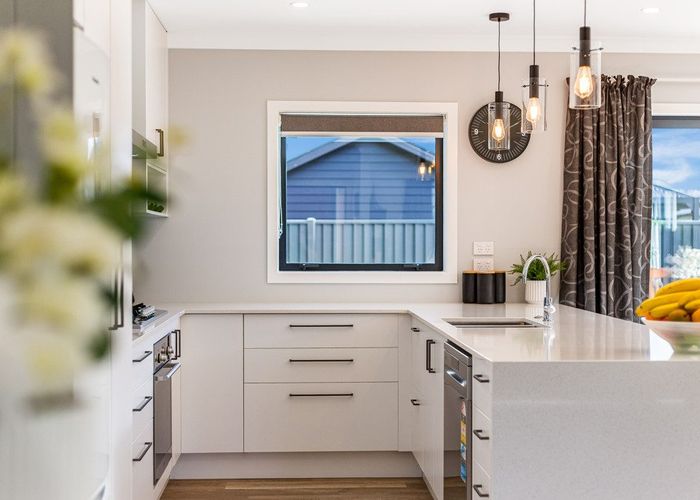  at 6 Salisbury Crescent, Wallaceville, Upper Hutt, Wellington