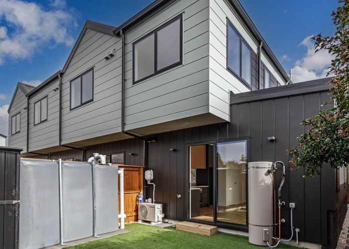  at 26F Enderby Drive, Te Atatu Peninsula, Auckland