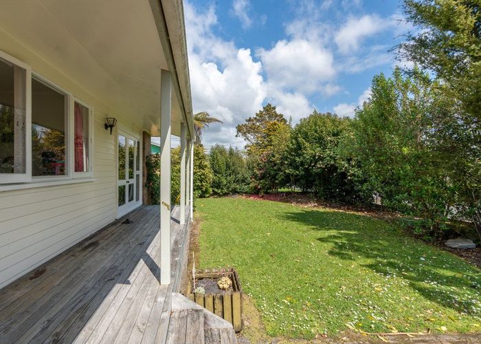  at 24 Southsea Crescent, Silverdale, Hamilton