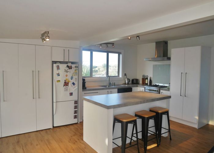  at 14 Pacific Rd, North New Brighton, Christchurch City, Canterbury