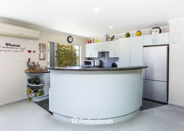  at 8 Carlow Grove, Birchville, Upper Hutt